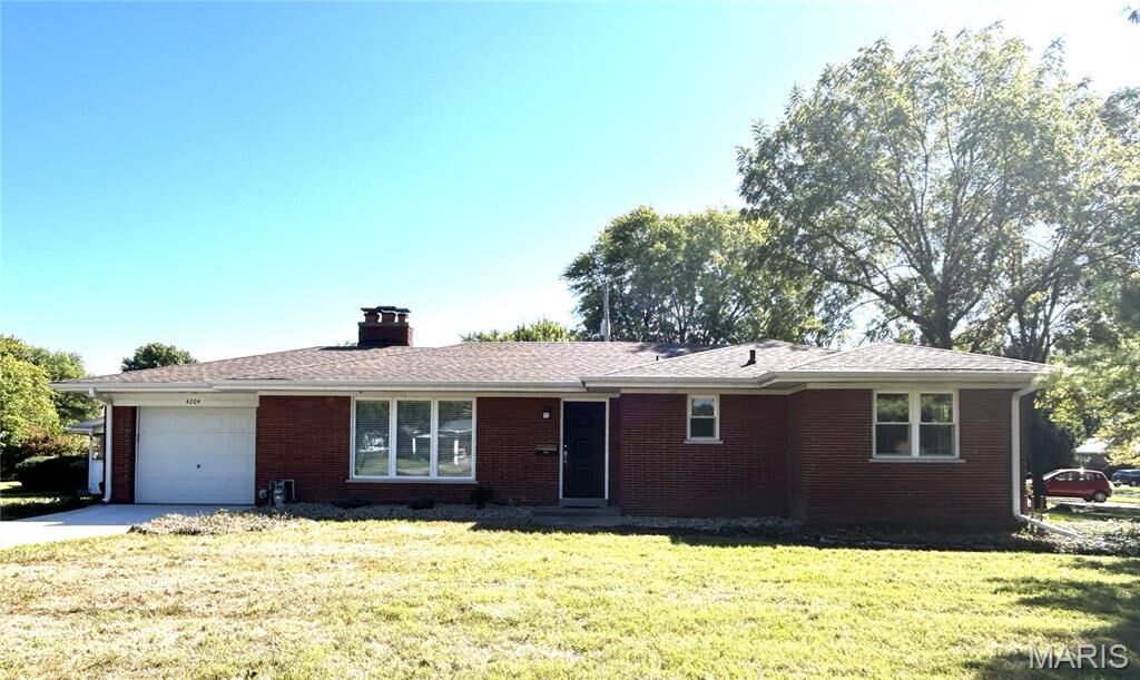 Property Photo:  4204 S Park Drive  IL 62226 