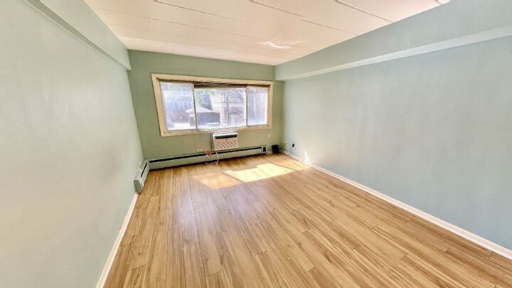 Property Photo:  5616 N Kenmore Avenue 2E  IL 60660 