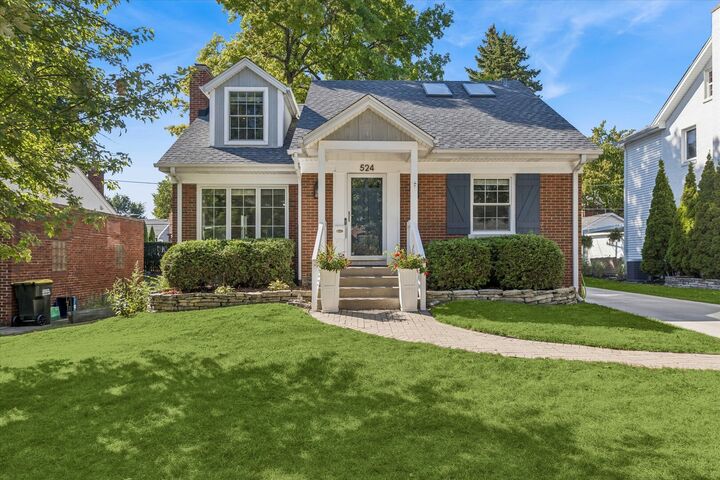 524 S Ashland Avenue  La Grange IL 60525 photo