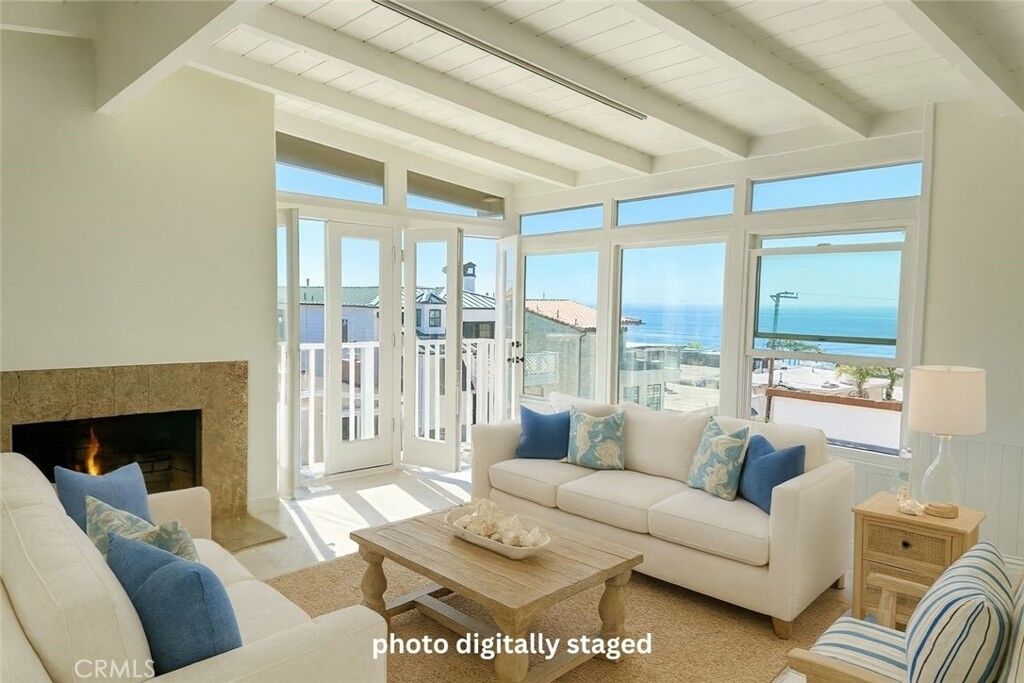 Property Photo: 233 6th Street CA 90266