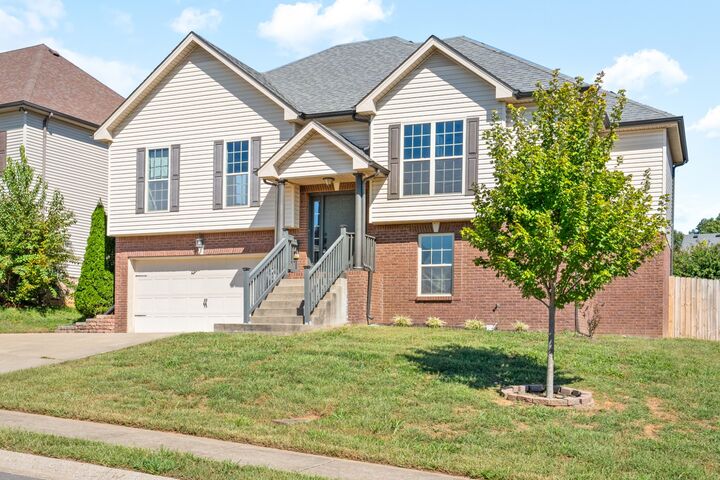 Property Photo:  1459 Raven Rd  TN 37042