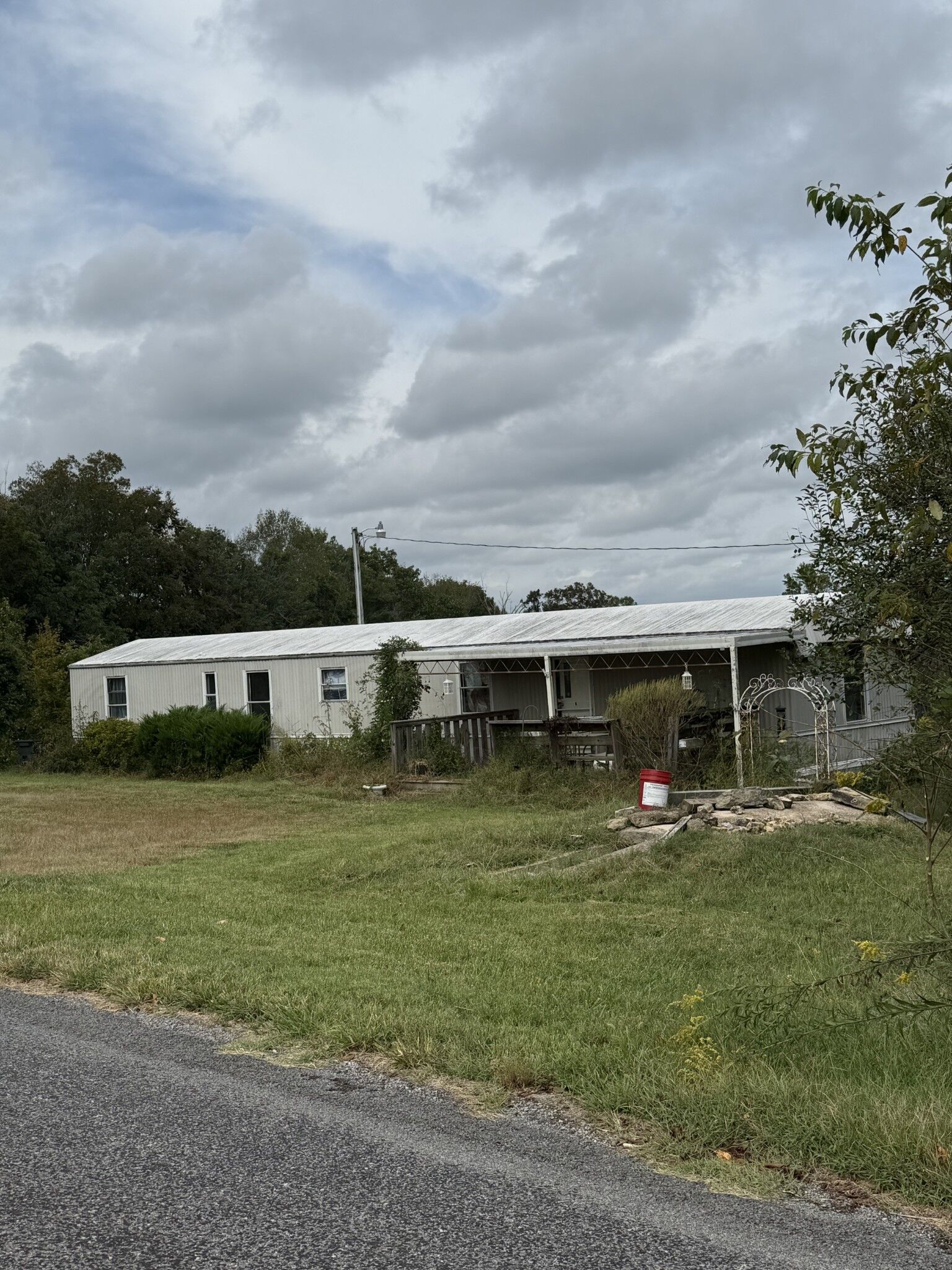Property Photo: 80 Manion Rd TN 37083