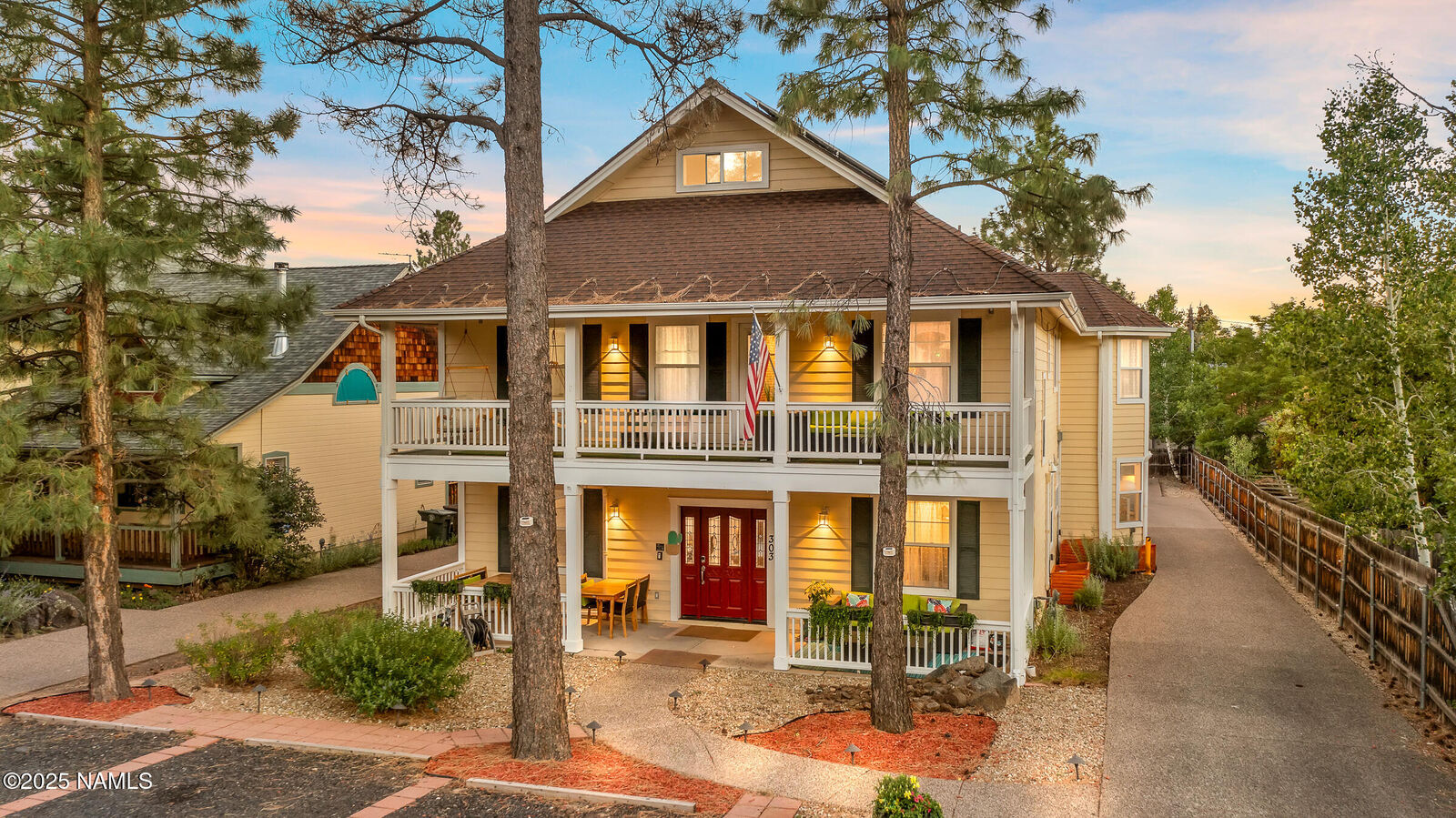 Property Photo:  303 W Juniper Avenue  AZ 86001 