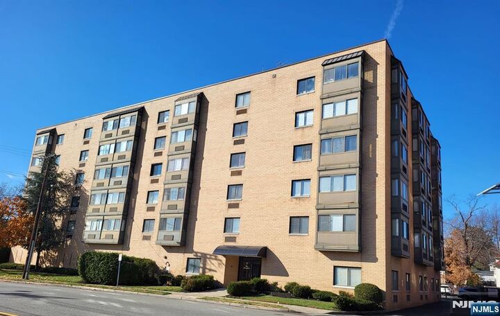 5 Linden Street 3D  Hackensack NJ 07601 photo