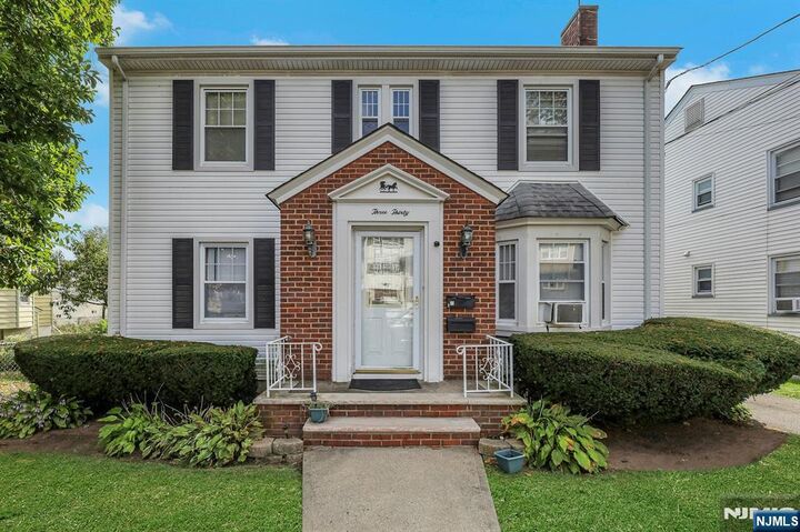 330 Hickory Street  Kearny NJ 07032 photo