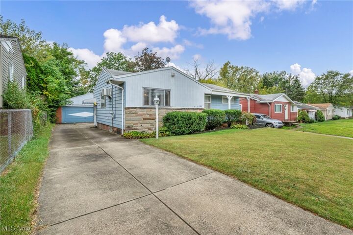 Property Photo: 16712 Kollin Avenue OH 44128