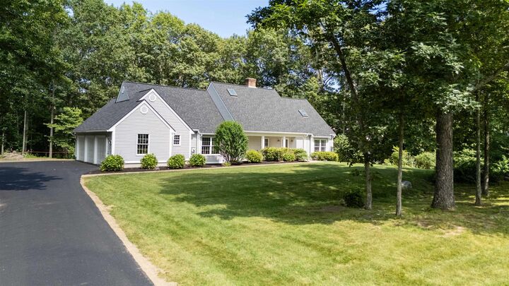 Property Photo:  59 Bonnies Way  NH 03841 