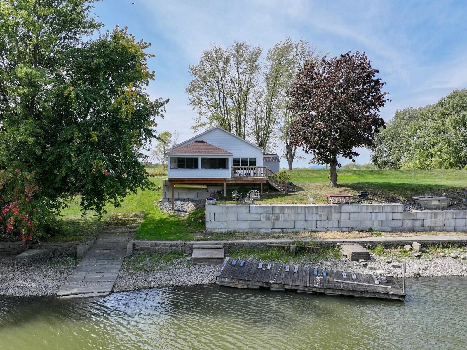 Property Photo:  46 Riverview Street  VT 05491 