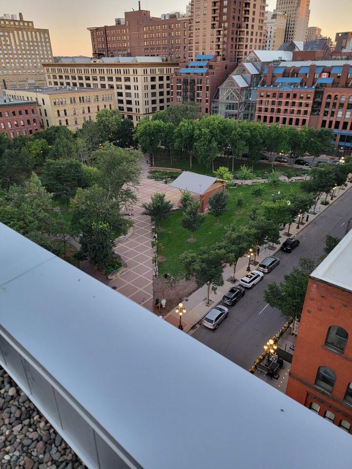 Property Photo: 406 Wacouta Street 707 MN 55101