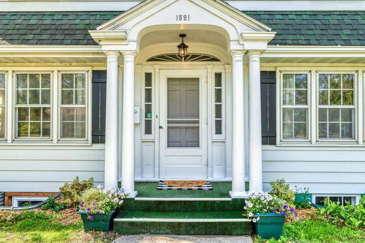 1521 Calihan Avenue NE  Bemidji MN 56601 photo