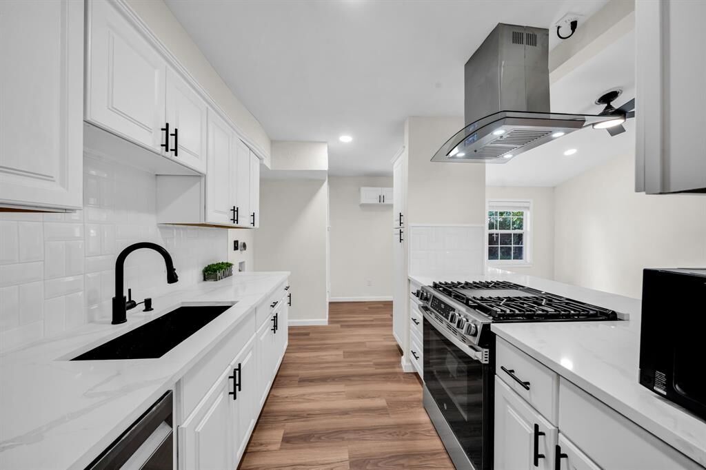 Property Photo:  3514 Cherryhill Lane  TX 75042 