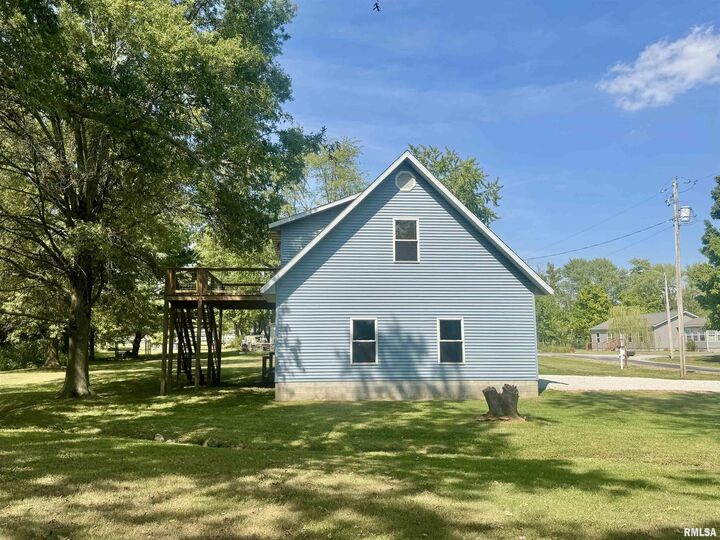 Property Photo:  602 S 4th Street  IL 62828 