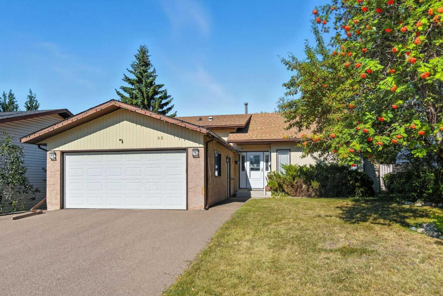 Property Photo:  94 Martin Close  AB T4R 1R7 