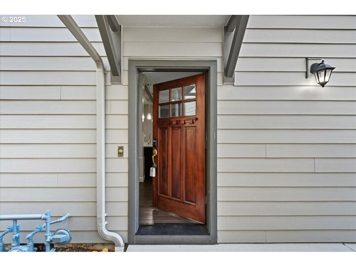 Property Photo:  1911 NW Sage St  WA 98607 