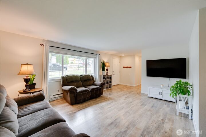 Property Photo:  4325  Northgate Drive  WA 98277 