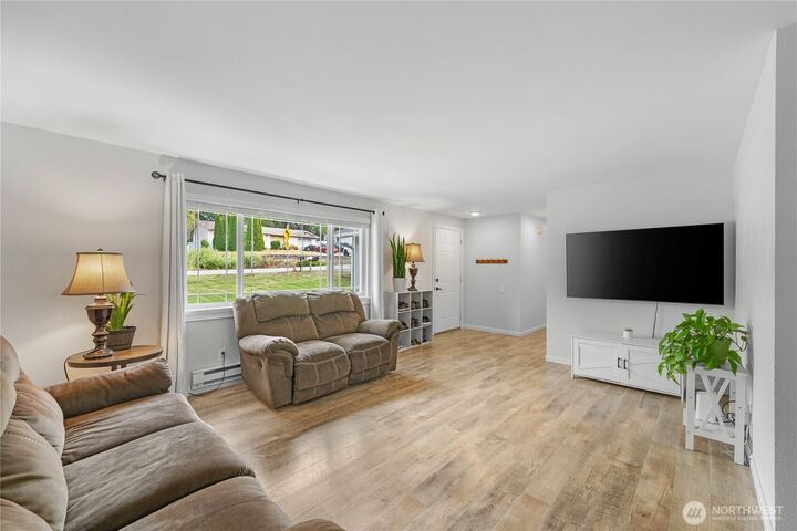 Property Photo:  4325  Northgate Drive  WA 98277 