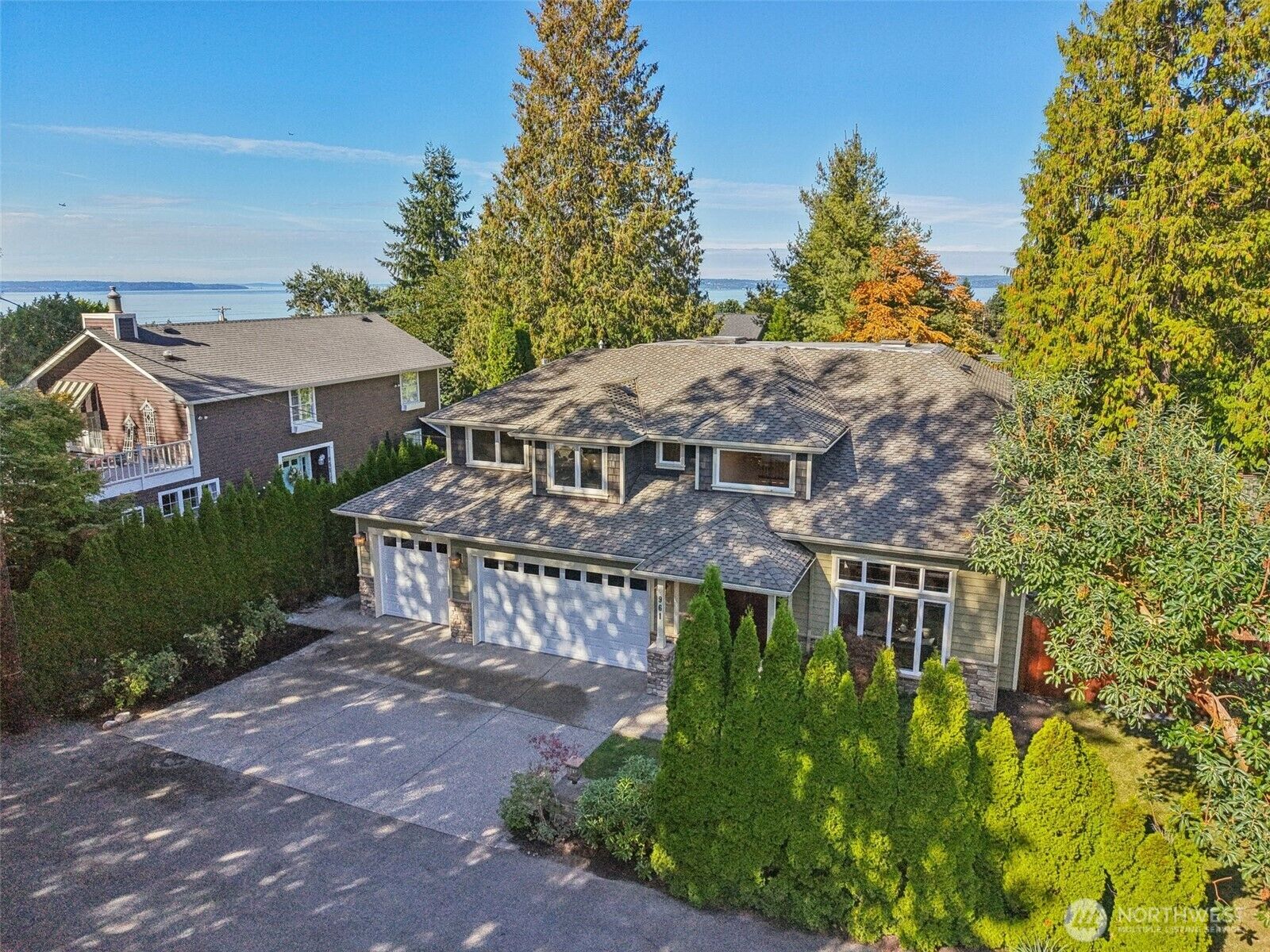Property Photo: 961 Cedar Street WA 98020
