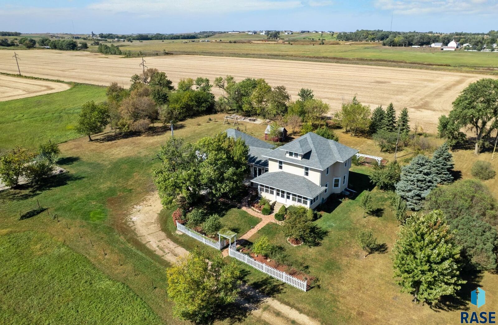 Property Photo:  27551 452nd Ave  SD 57053 