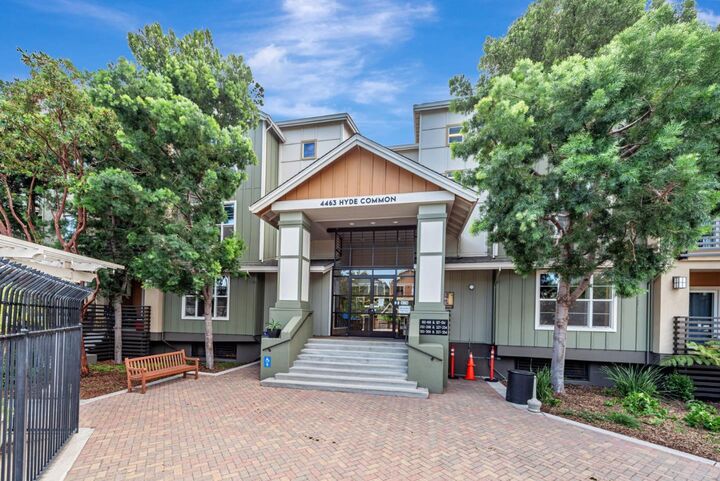 Property Photo:  4463 Hyde Common 306  CA 94538 