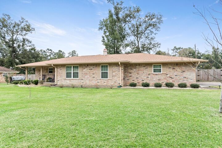 Property Photo:  275 Beech Dr.  TX 77657