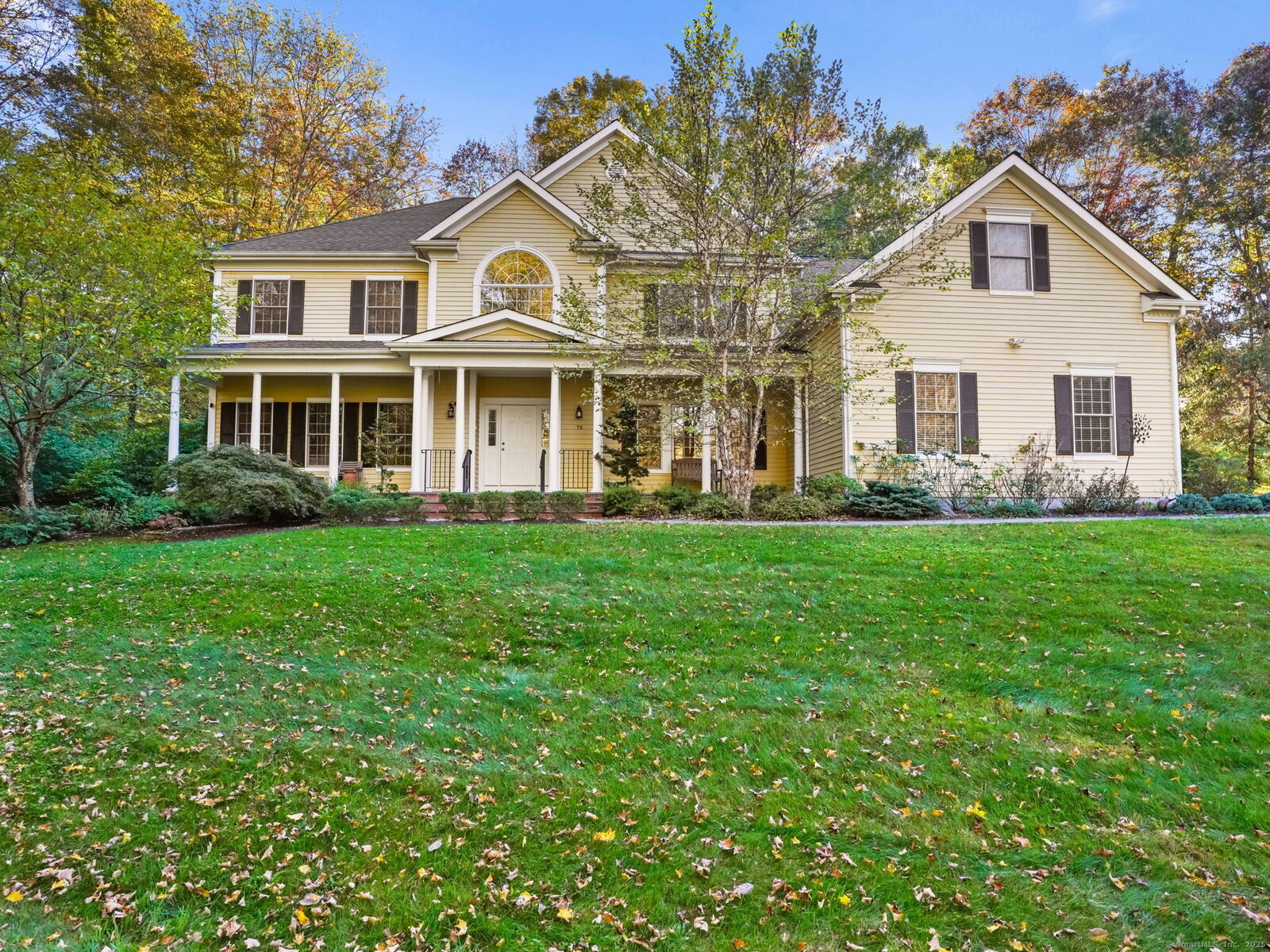 Property Photo:  76 Old Trolley Road  CT 06877 