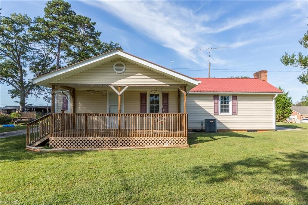 Property Photo: 8108 Nc 268 NC 27017