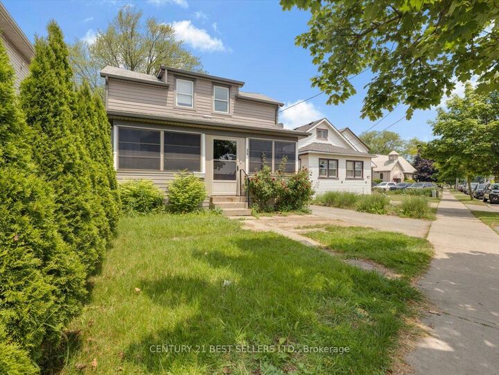 Property Photo: 39 Carlton Street ON L2R 1P7