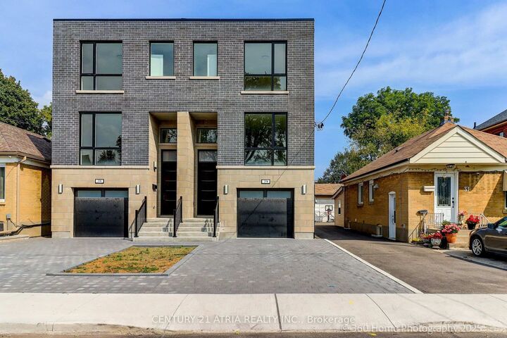 Photo de la propriété:  29B Chryessa Avenue  ON M6N 4T4 