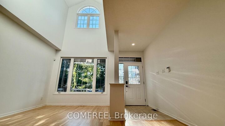 Property Photo:  141 Stedman Street  ON K1T 0B4 