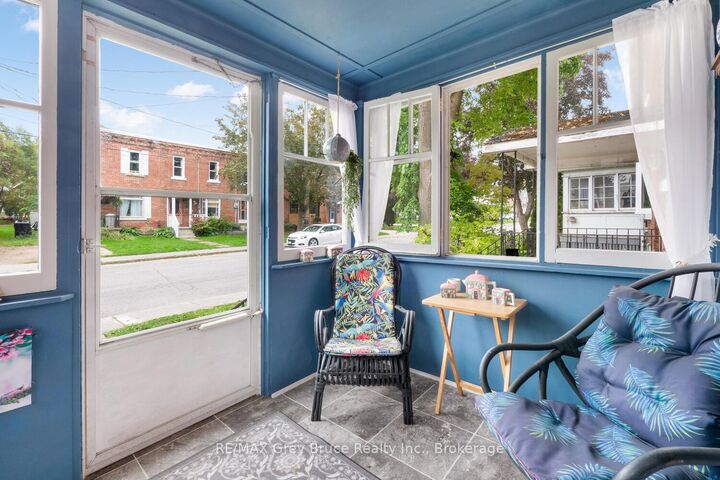 Property Photo:  478 13th Street W  ON N4K 1W7 