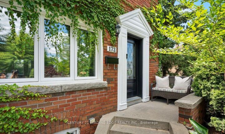 Photo de la propriété:  172 Woodycrest  -  Bsmt Avenue  ON M4J 3B9 