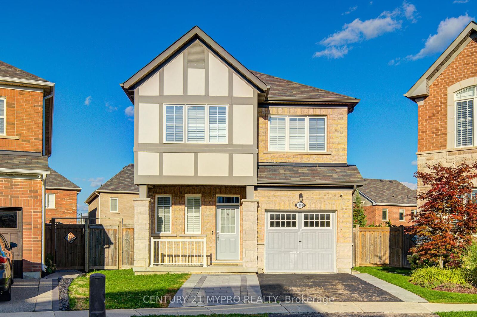 Property Photo:  1391 Whitney Terrace  ON L9E 0B7 