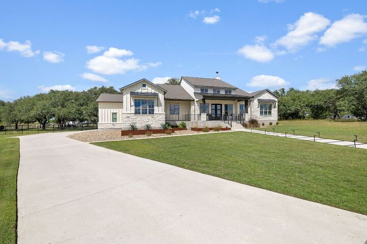 Property Photo:  104 Green Branch Court  TX 78642