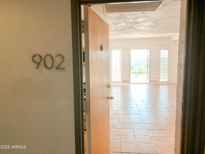 Property Photo:  805 N 4th Avenue N 902  AZ 85003