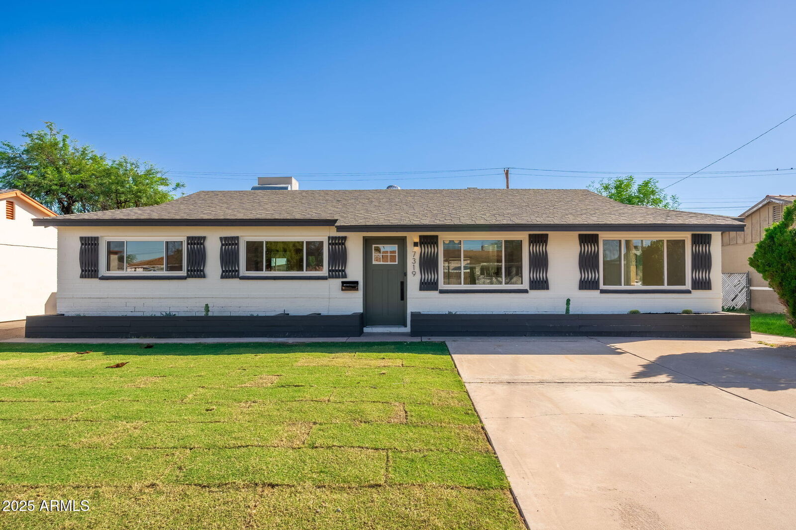 Property Photo: 7319 E Polk Street AZ 85257