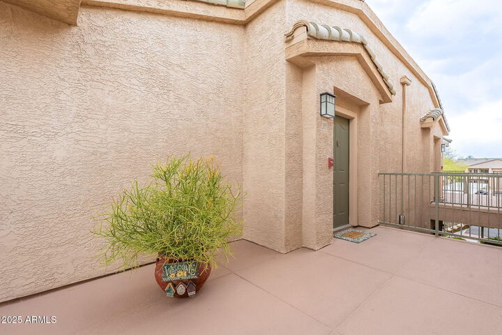 Property Photo: 16013 S Desert Foothills Parkway 2055 AZ 85048