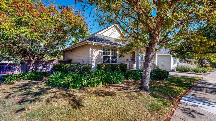 Property Photo:  15 Townview Lane  CA 94952 