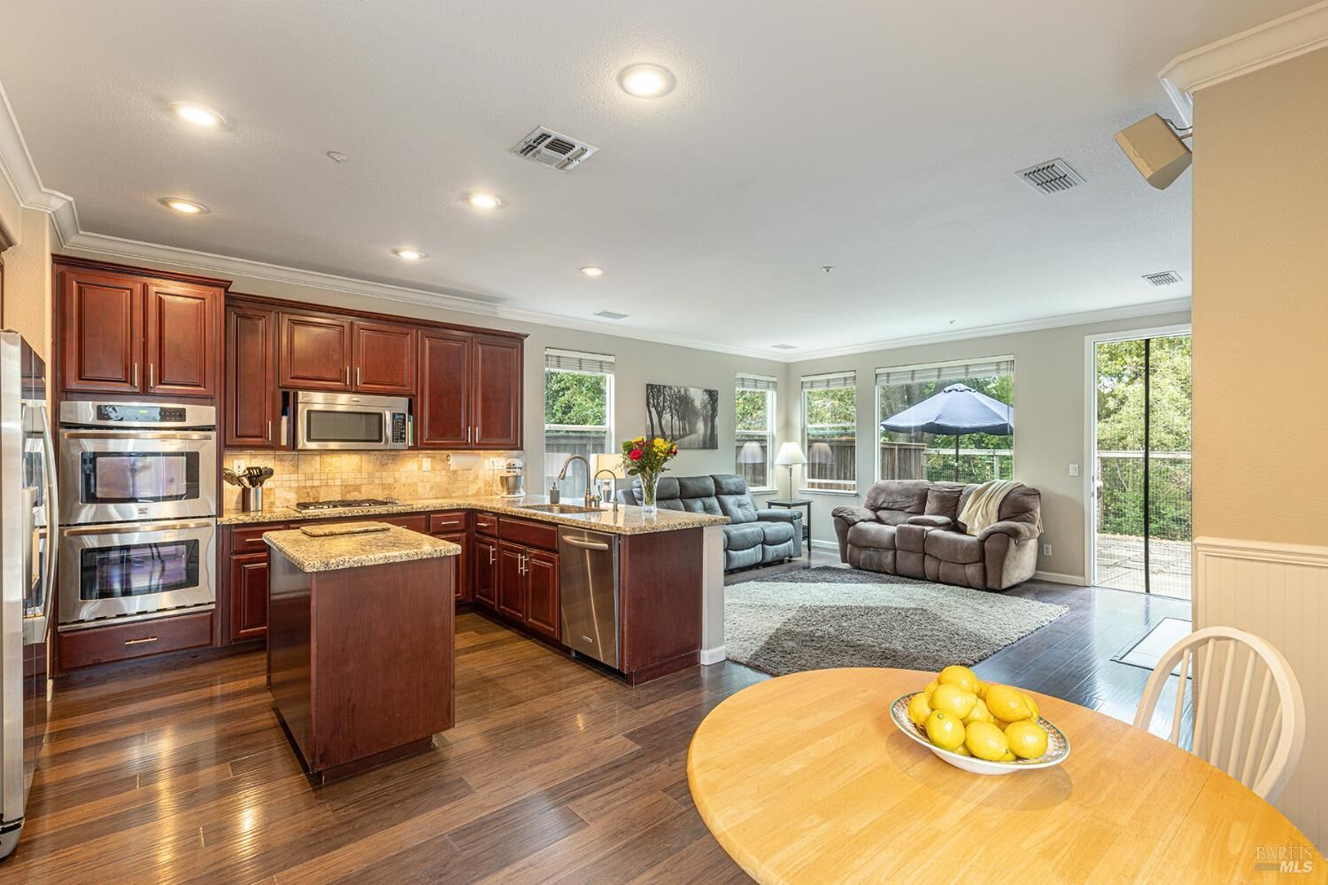 Property Photo:  5 Blackberry Drive  CA 94558 