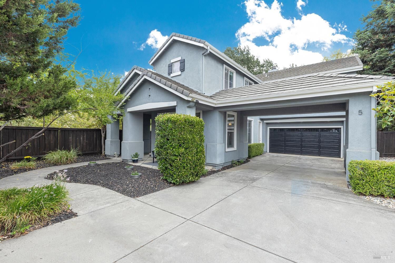 Property Photo:  5 Blackberry Drive  CA 94558 
