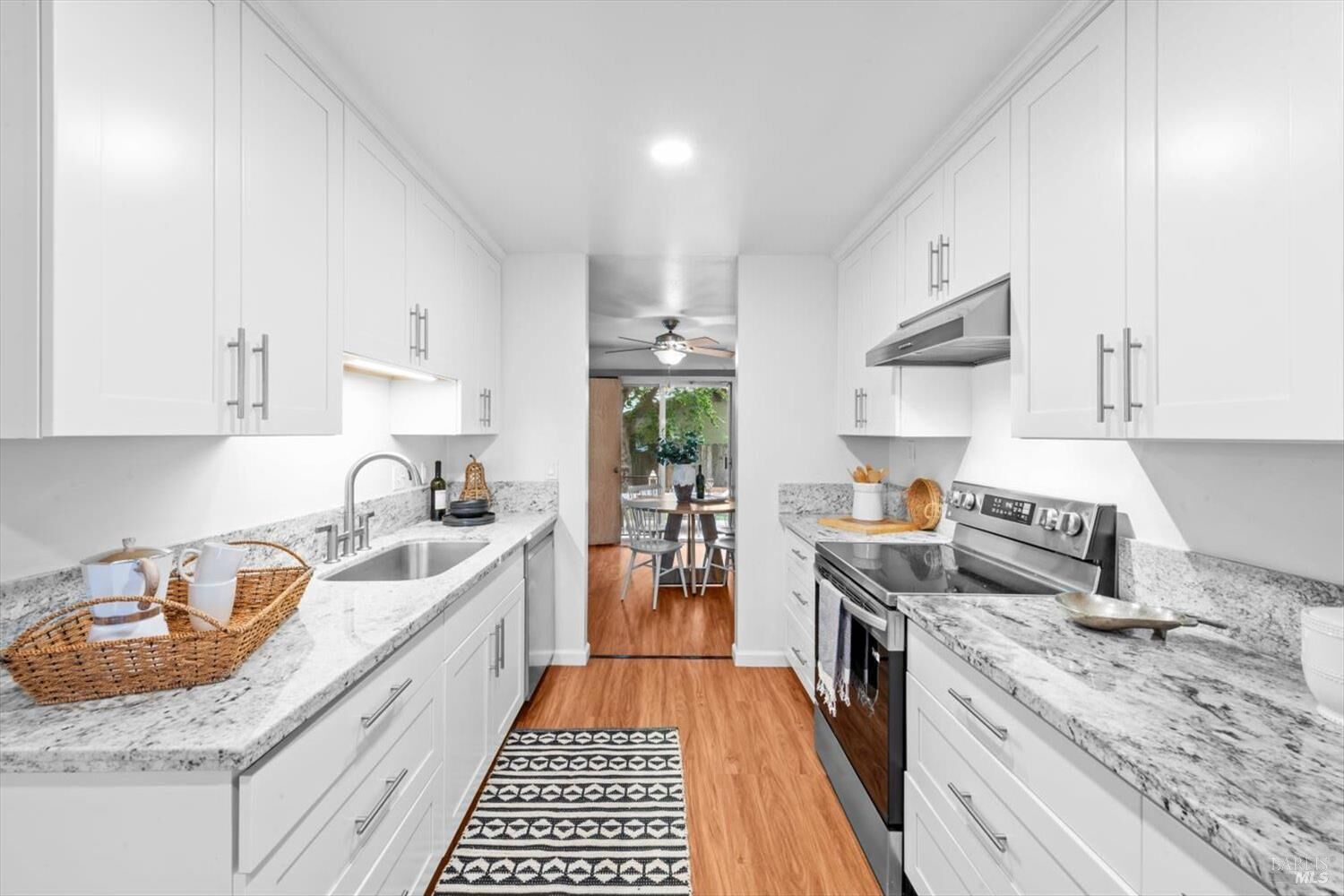 Property Photo:  3350 Linda Vista Avenue  CA 94558