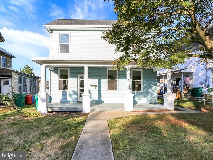 Property Photo:  497 State Street  PA 17025 