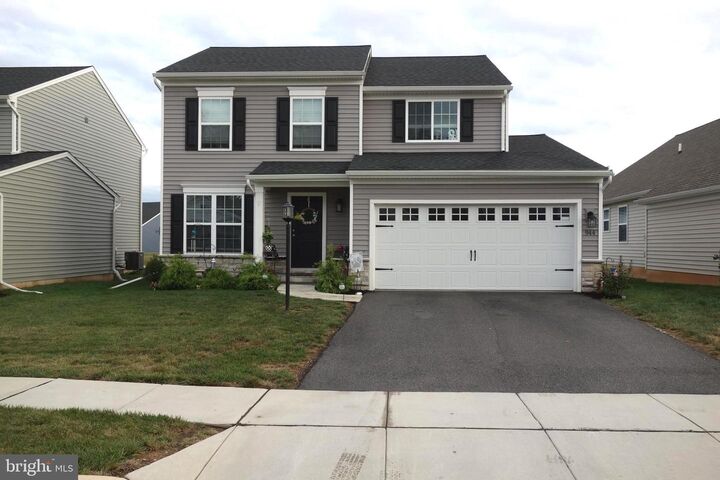 944 W North Street Street  Carlisle PA 17013 photo