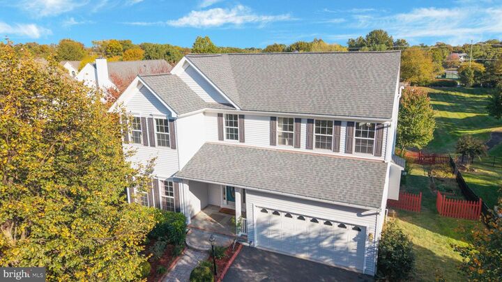 Property Photo:  20314 Snowpoint Place  VA 20147