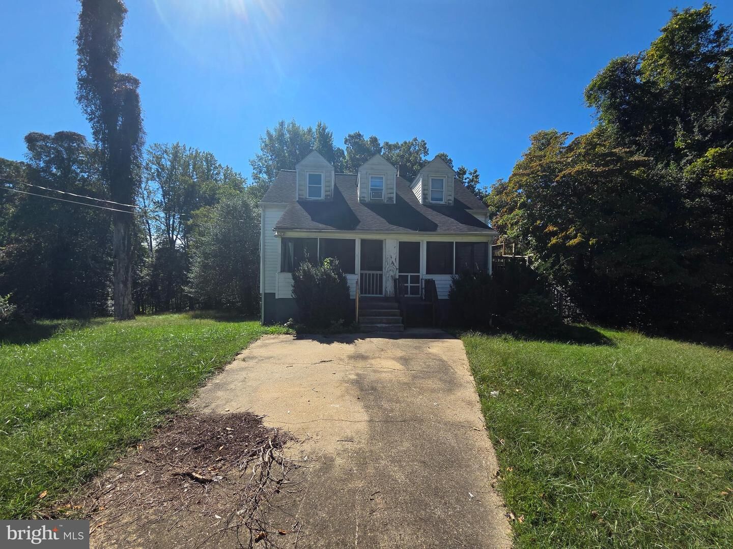 Property Photo:  105 Simmons Road  MD 21146 