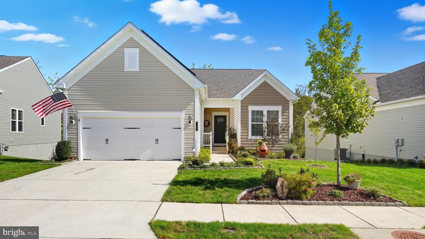 Property Photo: 5909 Avery Point Drive VA 22406