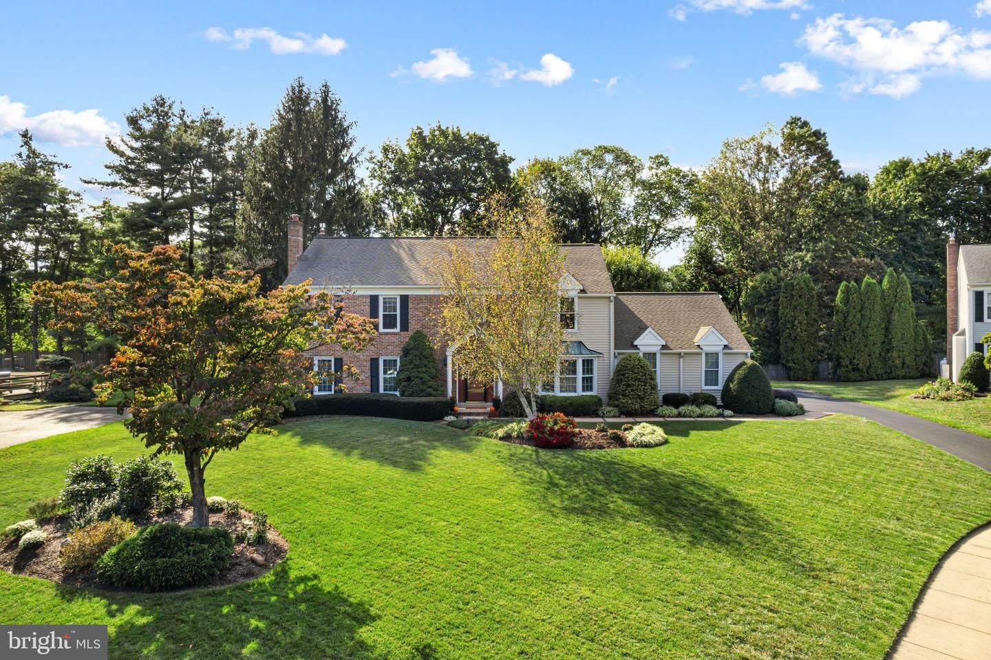 Property Photo:  885 Henry Drive  PA 19067 