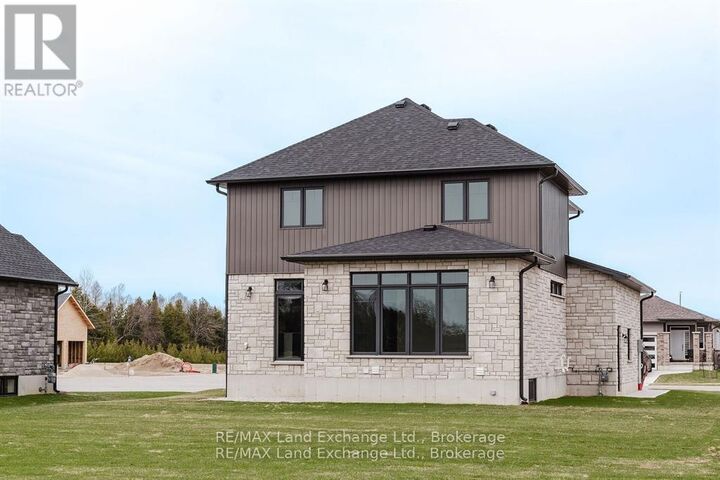 Property Photo:  278 Mary Rose Avenue 2  ON N0H 2C3 
