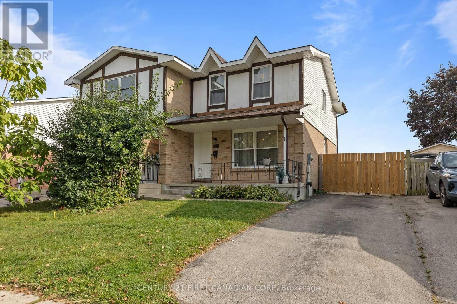 Property Photo:  990 Lawson Road  ON N6G 3M2 