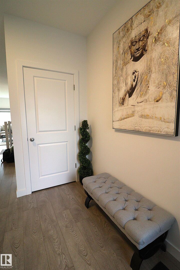 Property Photo:  2888 Coughlan Green SW  AB T6W 4B2 