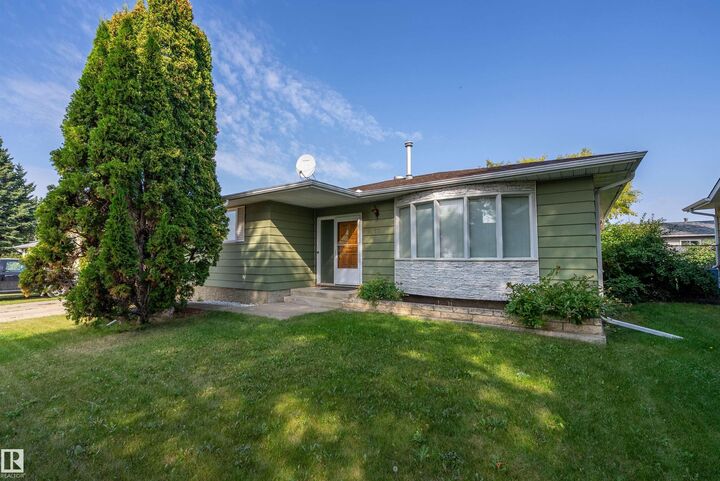 11 Main Boulevard  Sherwood Park AB T8A 3T2 photo